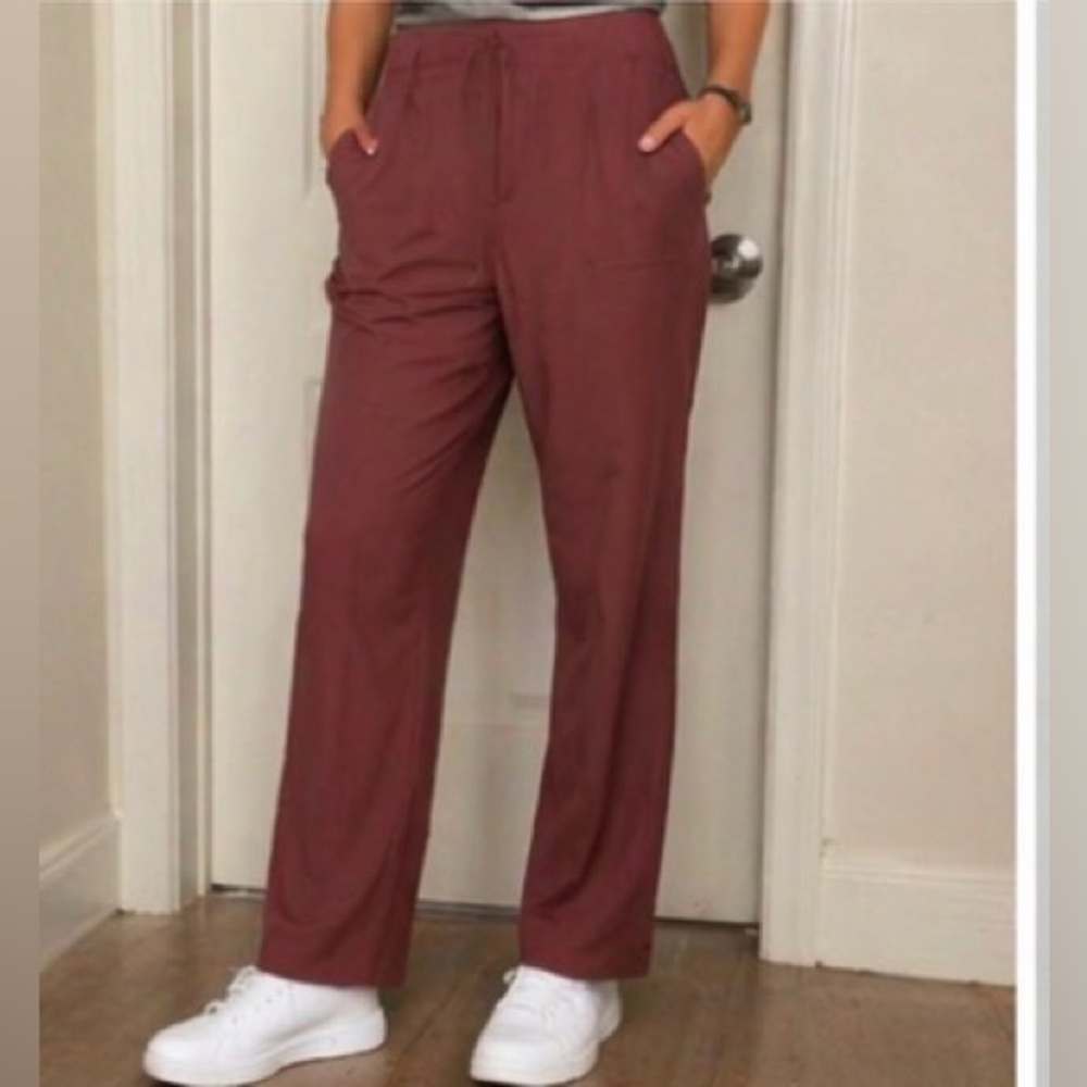 Gap Women's Rose Brown Pants